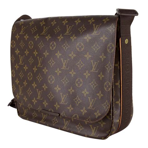 louis vuitton men's messenger bag|Louis Vuitton inventeur Messenger bag.